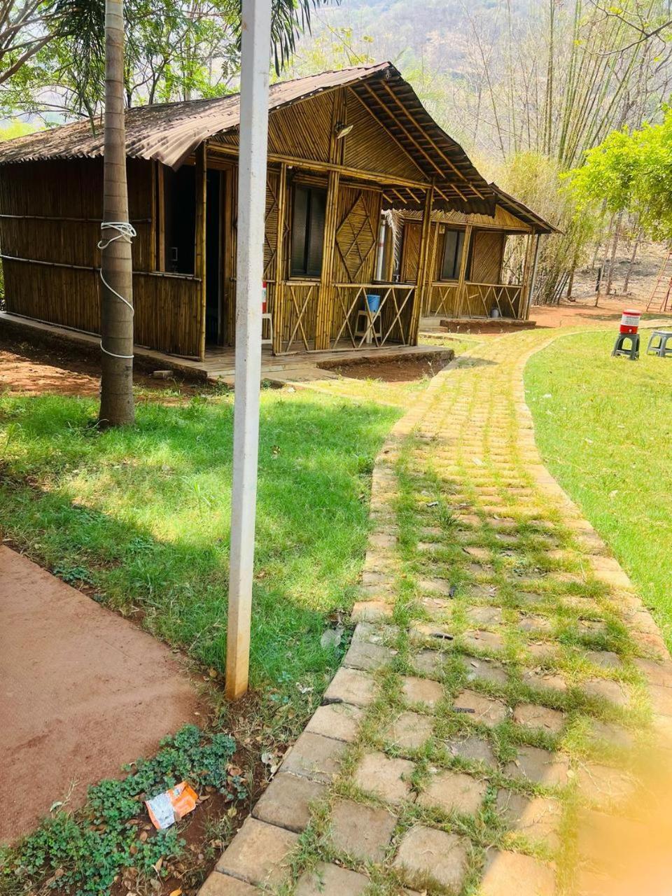 Madhura Farms Karjat Buitenkant foto